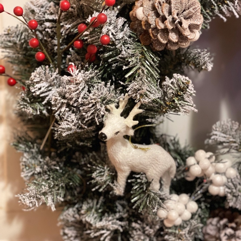 ๐Handmade Christmas Wreath ๐ - Picture 2 of 5
